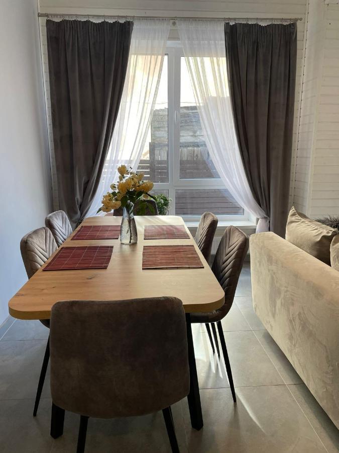 Apartamenti Starp Krastiem Liepāja Extérieur photo